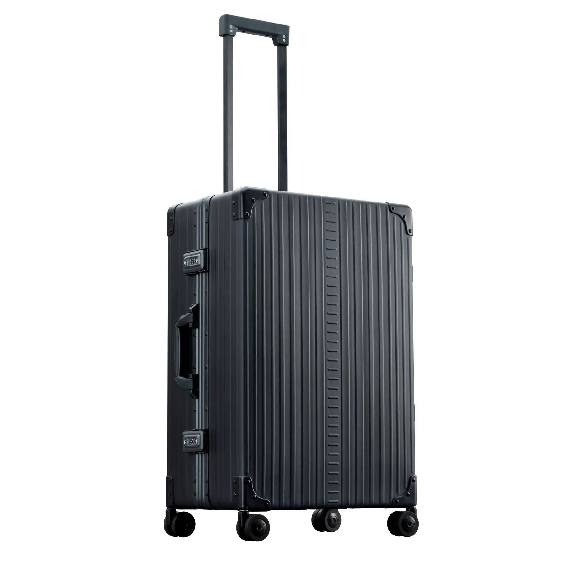 Aleon Aircraft Grade Aluminum 26″ Macro Traveler Checked Luggage