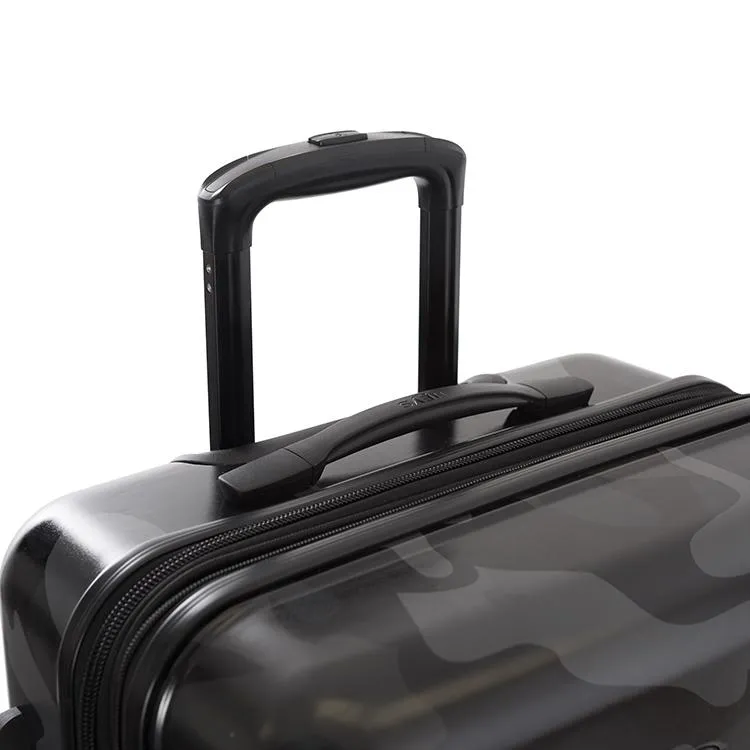 Black Camo 21" Fashion Spinner™ Carry-on