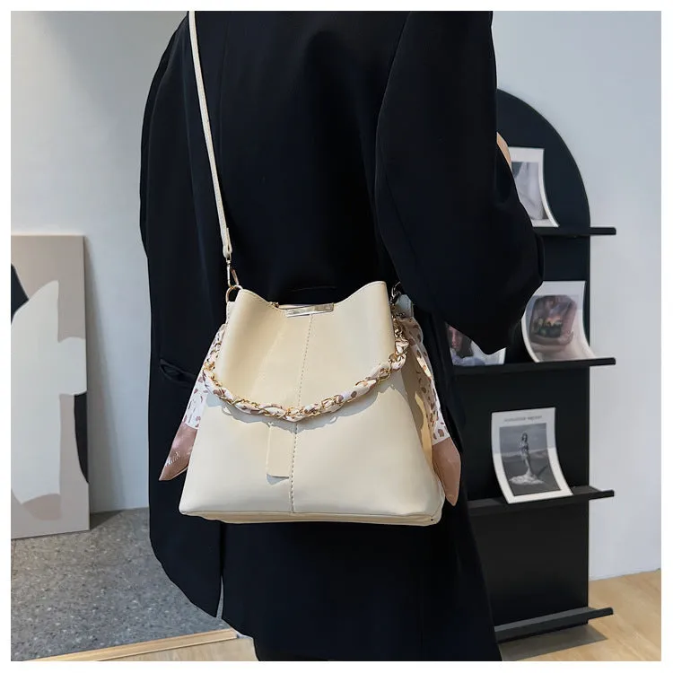 CL960 - Retro Large Bucket Bag