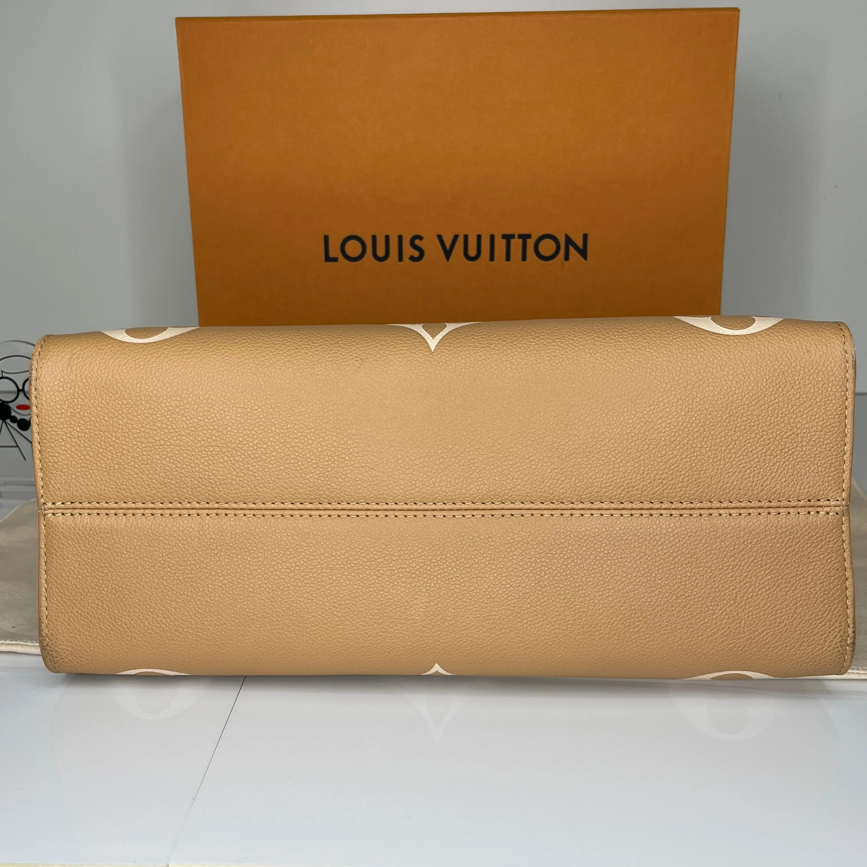 Louis Vuitton Onthego MM