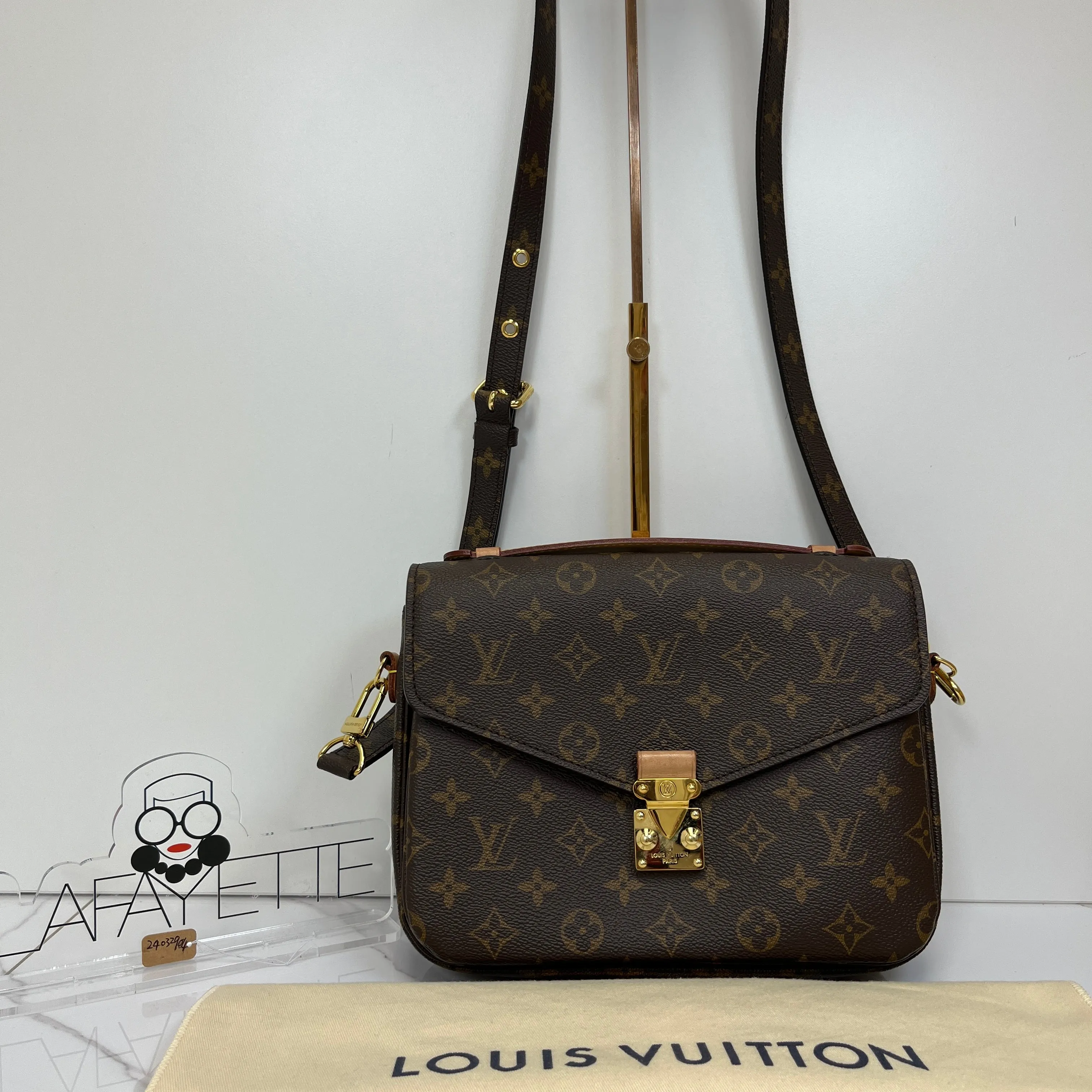 Louis Vuitton POCHETTE MÉTIS