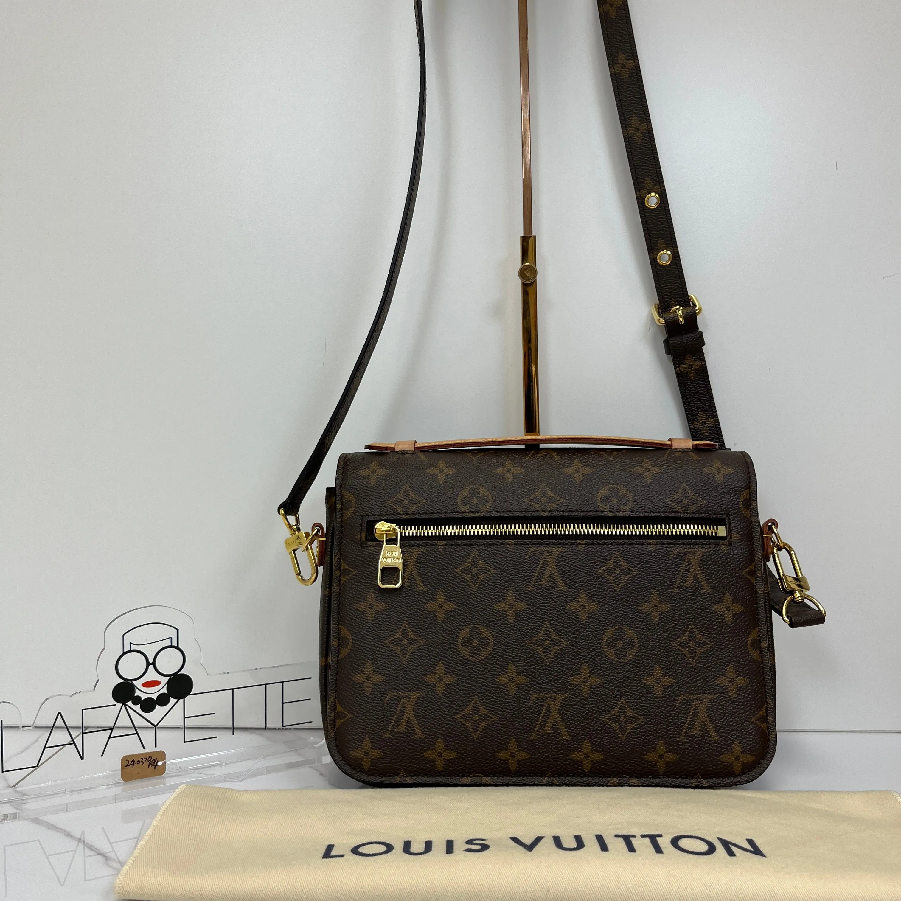 Louis Vuitton POCHETTE MÉTIS