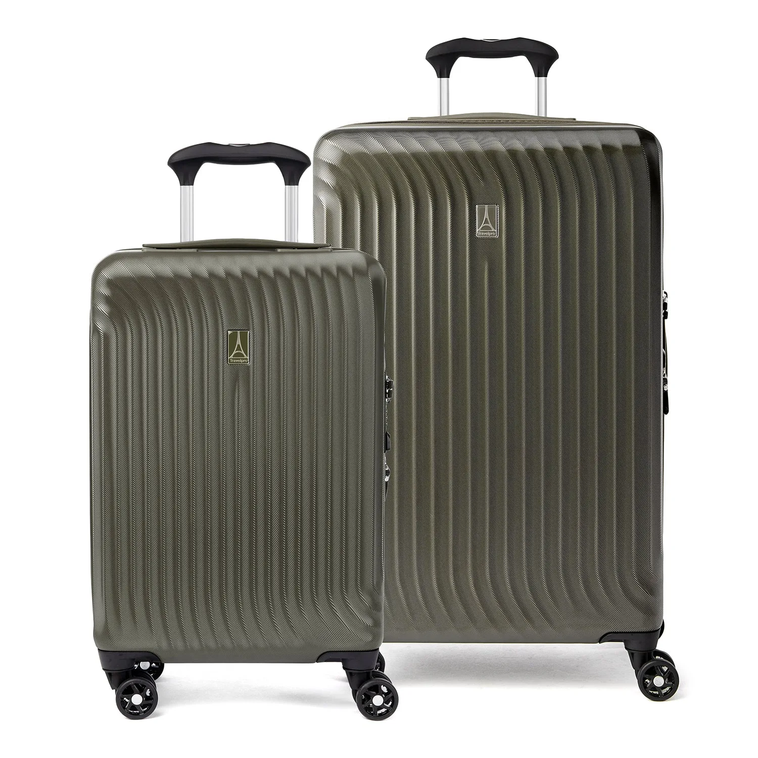 Maxlite® Air Compact Carry-On / Medium Check-in Hardside Expandable Spinner Luggage Set