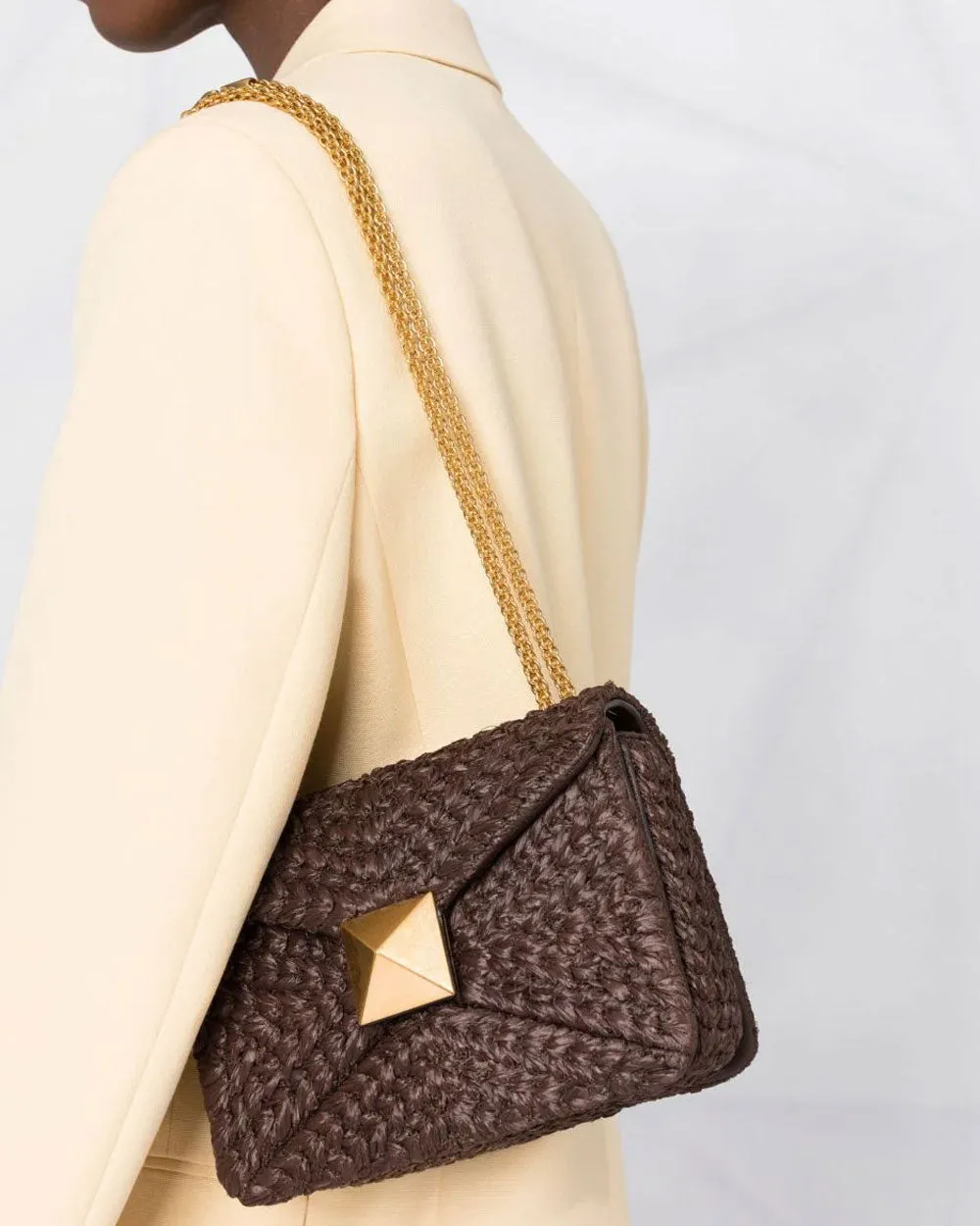 One Stud Woven Shoulder Bag in Fondant