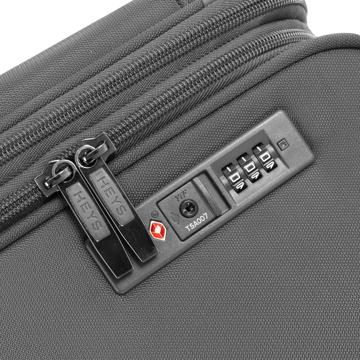 Xero Elite 2.0 26" Luggage | World's Lightest Luggage