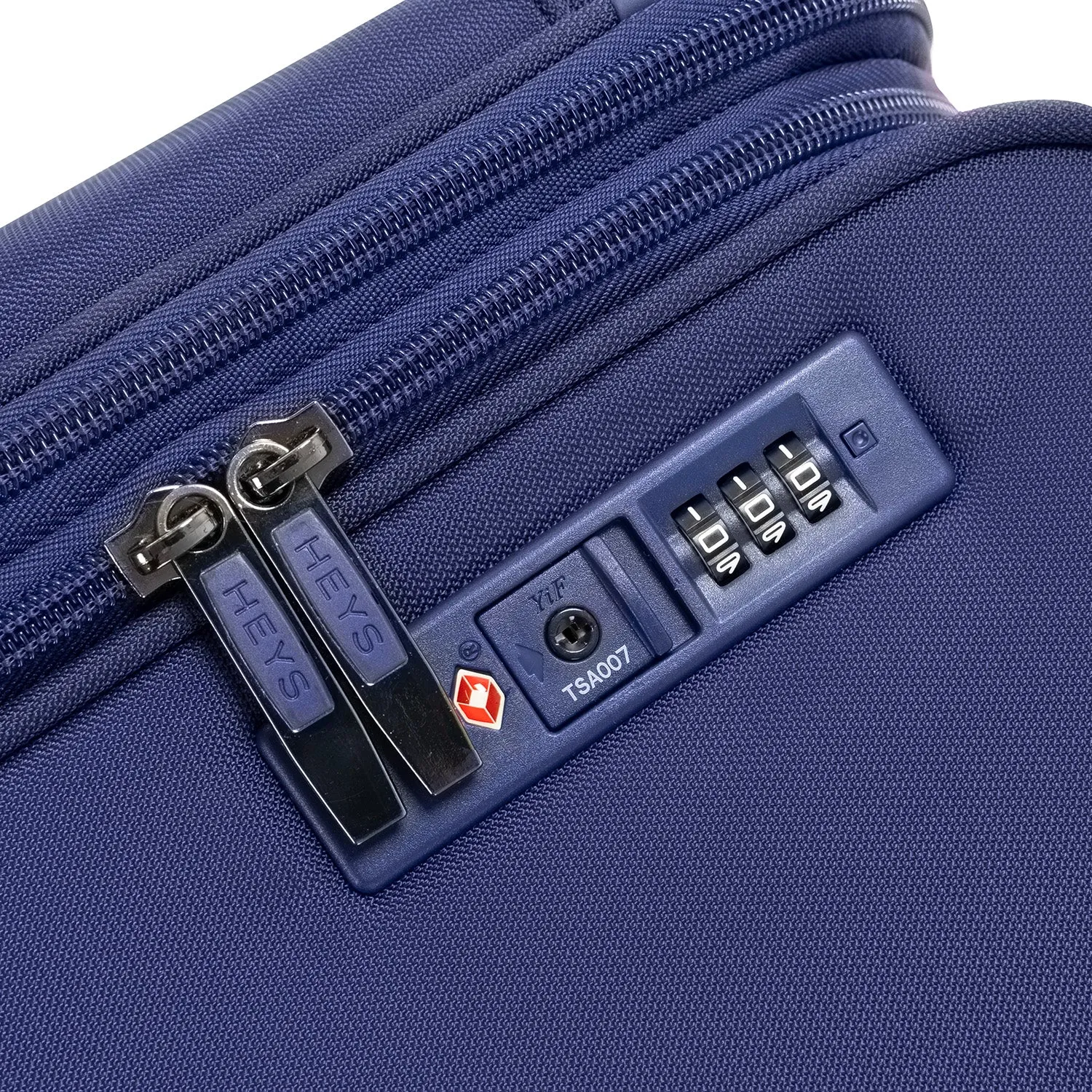 Xero Elite 2.0 31" Luggage | World's Lightest Luggage